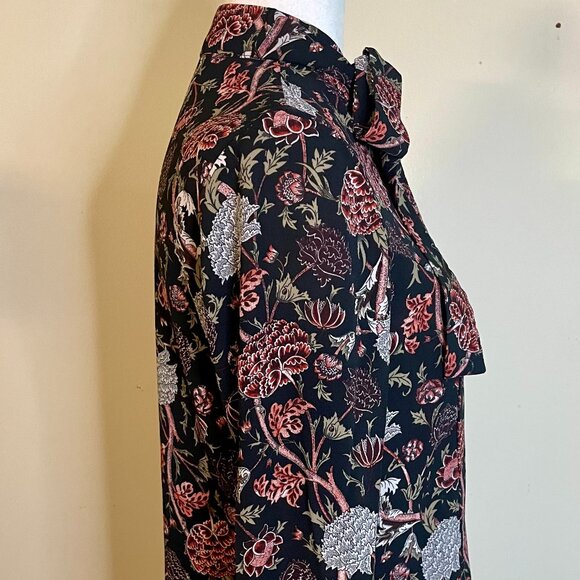 Vintage Red & White Floral Black Background Blouse w/ Bow Tie - Paris - Picture 5 of 7